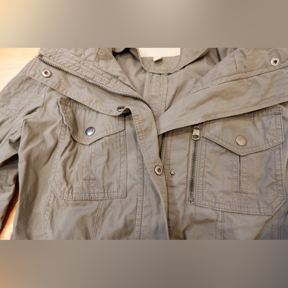 Banana Republic Utility Jacket - Picture 5 of 13
